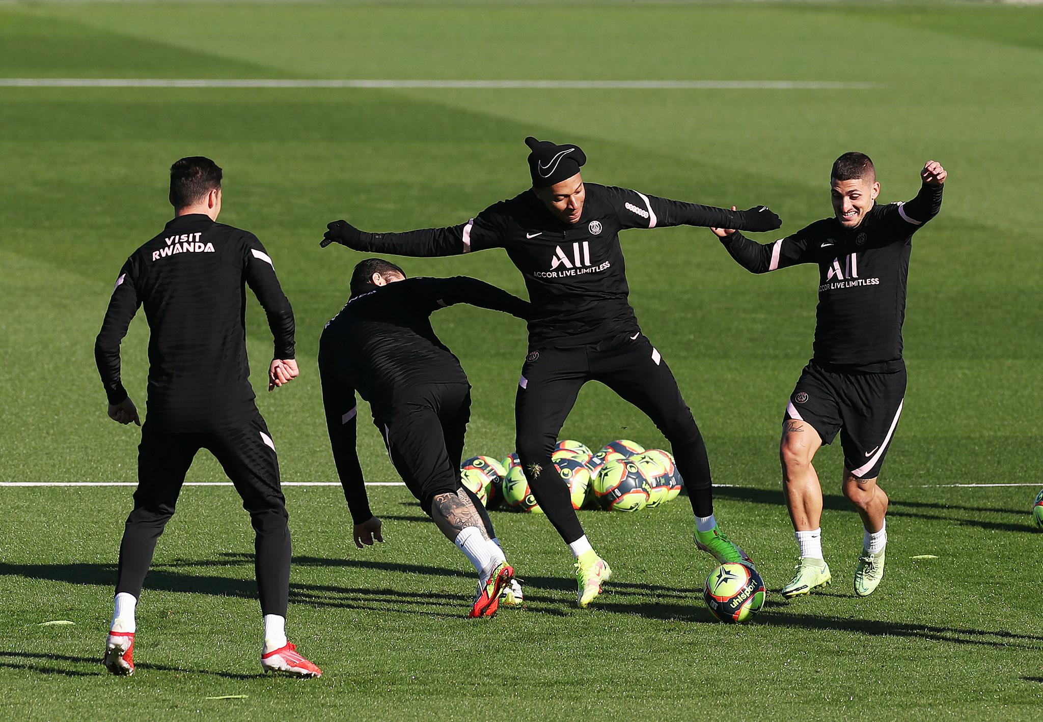 贝克汉姆十大经典进球 贝克汉姆十大经典进球