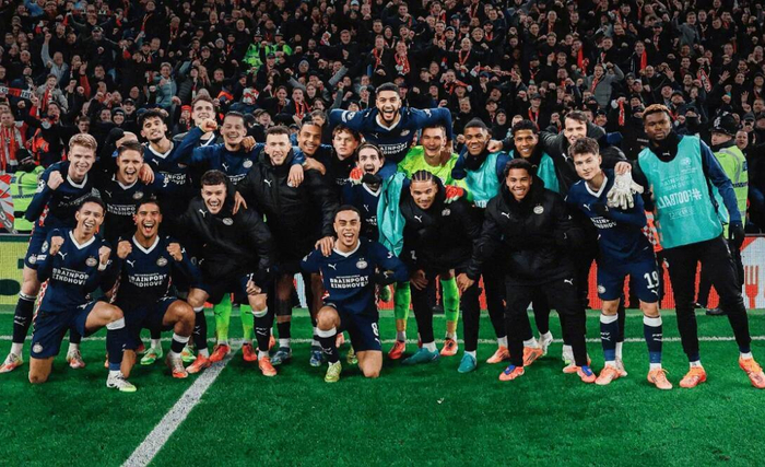 3377官方网站 -窗口期埃因霍温备战英超；状态回暖细节曝光；话题不断；训练强度明显提升的简单介绍